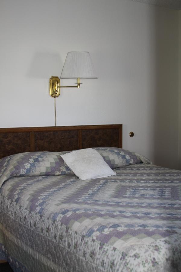 Sleep For Less Motel Сидней Экстерьер фото